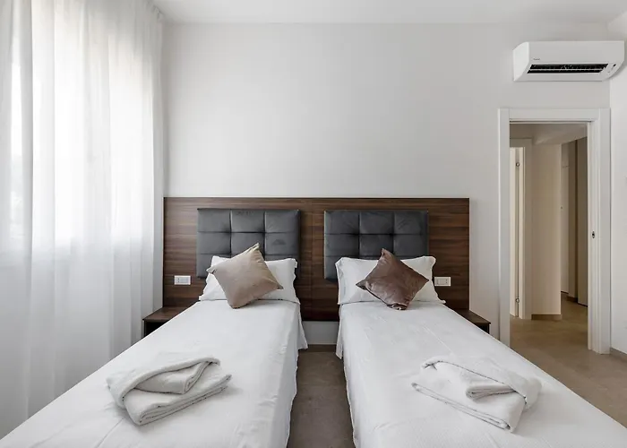 Le Dodici Porte - Porta San Vitale 8 By District