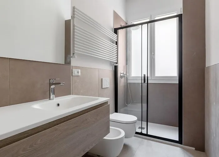 Le Dodici Porte - Porta San Vitale 8 By District Bologna