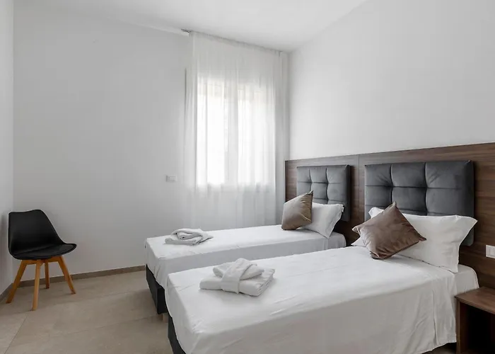 Le Dodici Porte - Porta San Vitale 8 By District