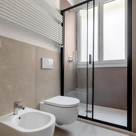 Le Dodici Porte - Porta San Vitale 8 By District Apartman Bologna