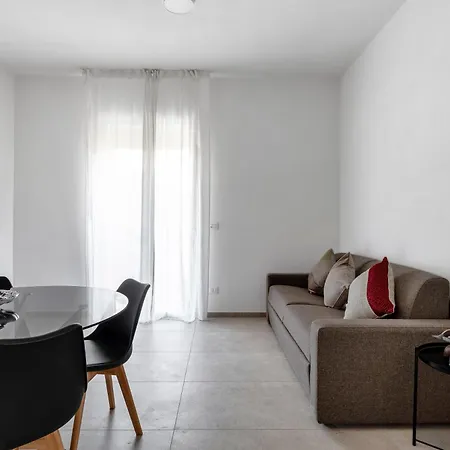 Apartment Le Dodici Porte - Porta San Vitale 8 By District *