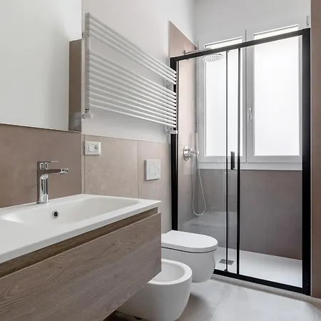 Le Dodici Porte - Porta San Vitale 8 By District Bolonya